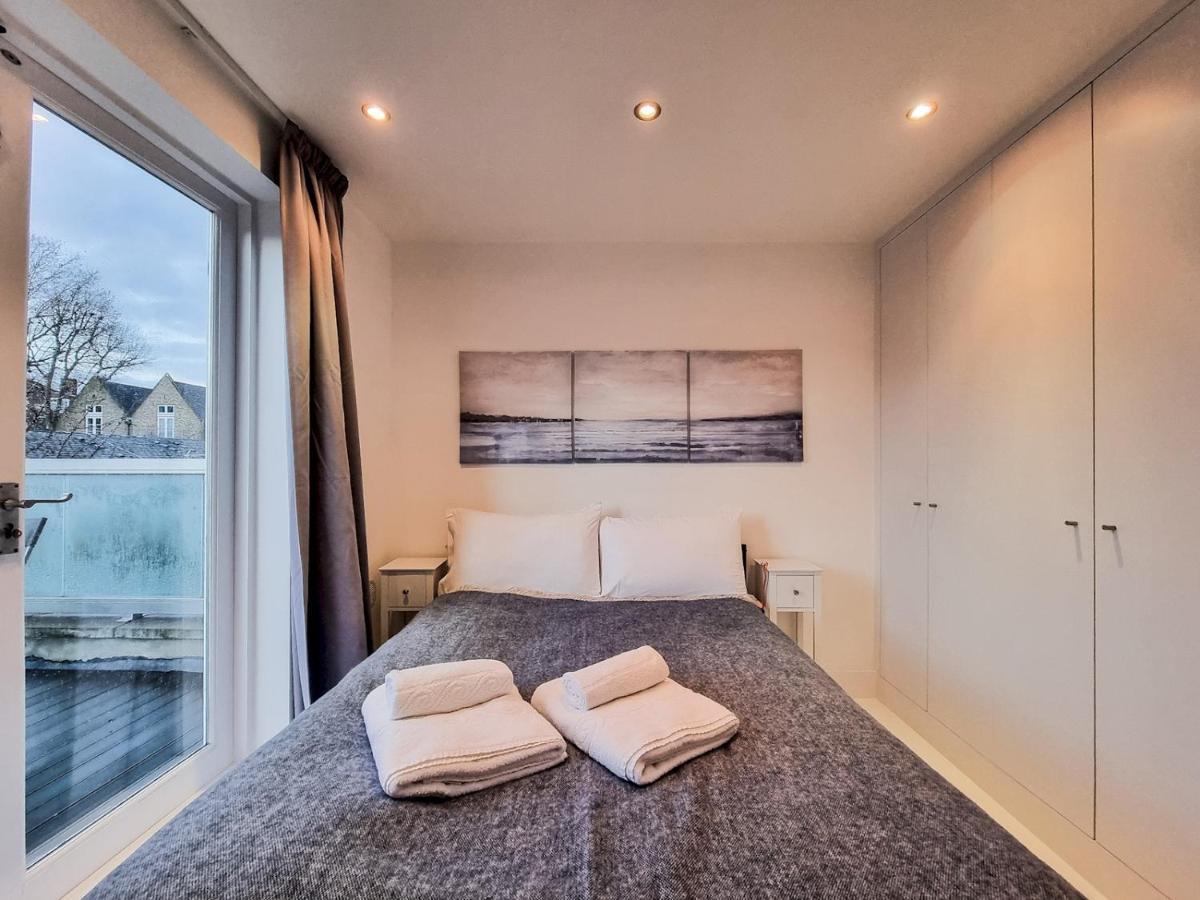 Pass The Keys Family Friendly 2 Bedroom Gem in Shepherd's Bush London Exterior foto